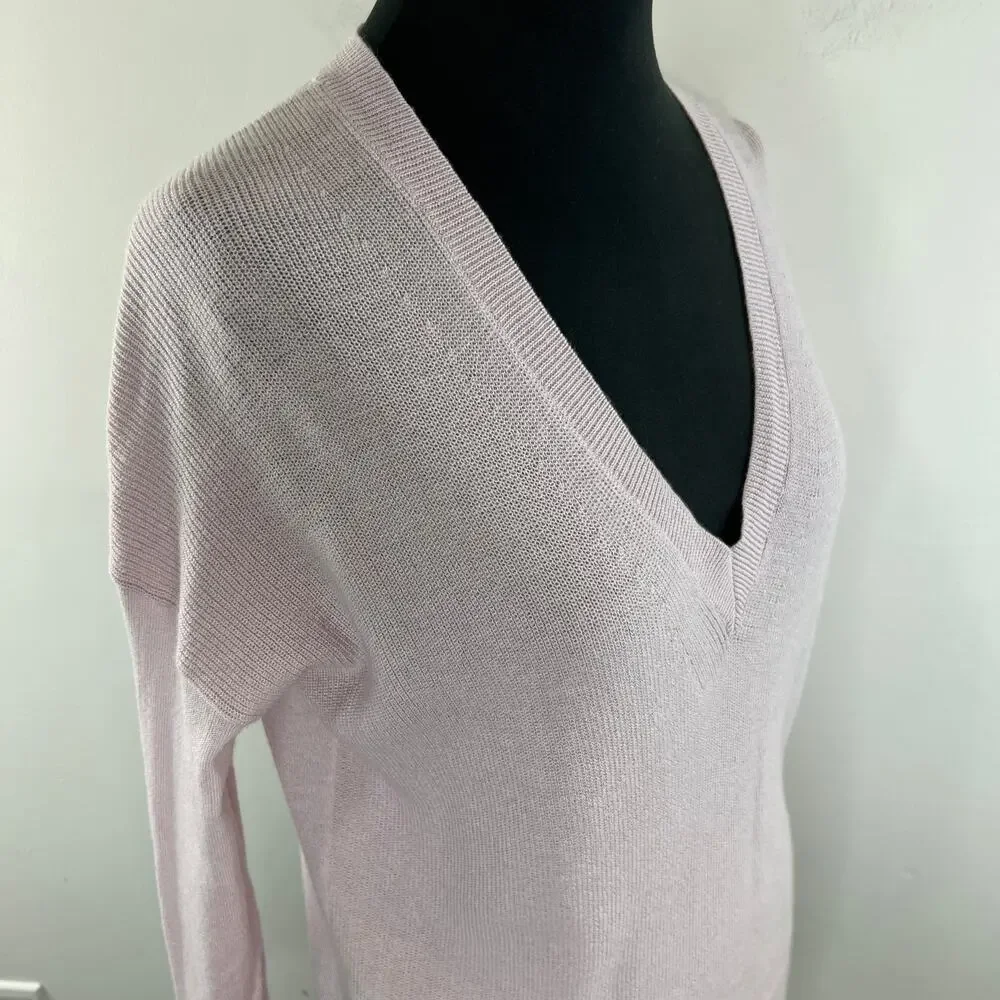 J Crew Light Pink Merino Wool Cotton V-Neck Sweater Long Sleeve XS FLAW